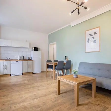 Moderne In Am Mueritzsee Apartmán